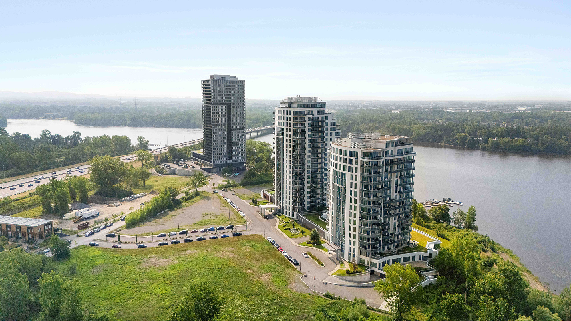 Penthouse de luxe – Aquablu Laval