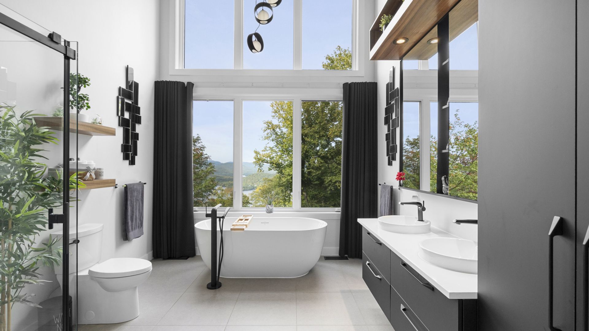 215 Chem. du Mont-Jasper, Saint-Donat